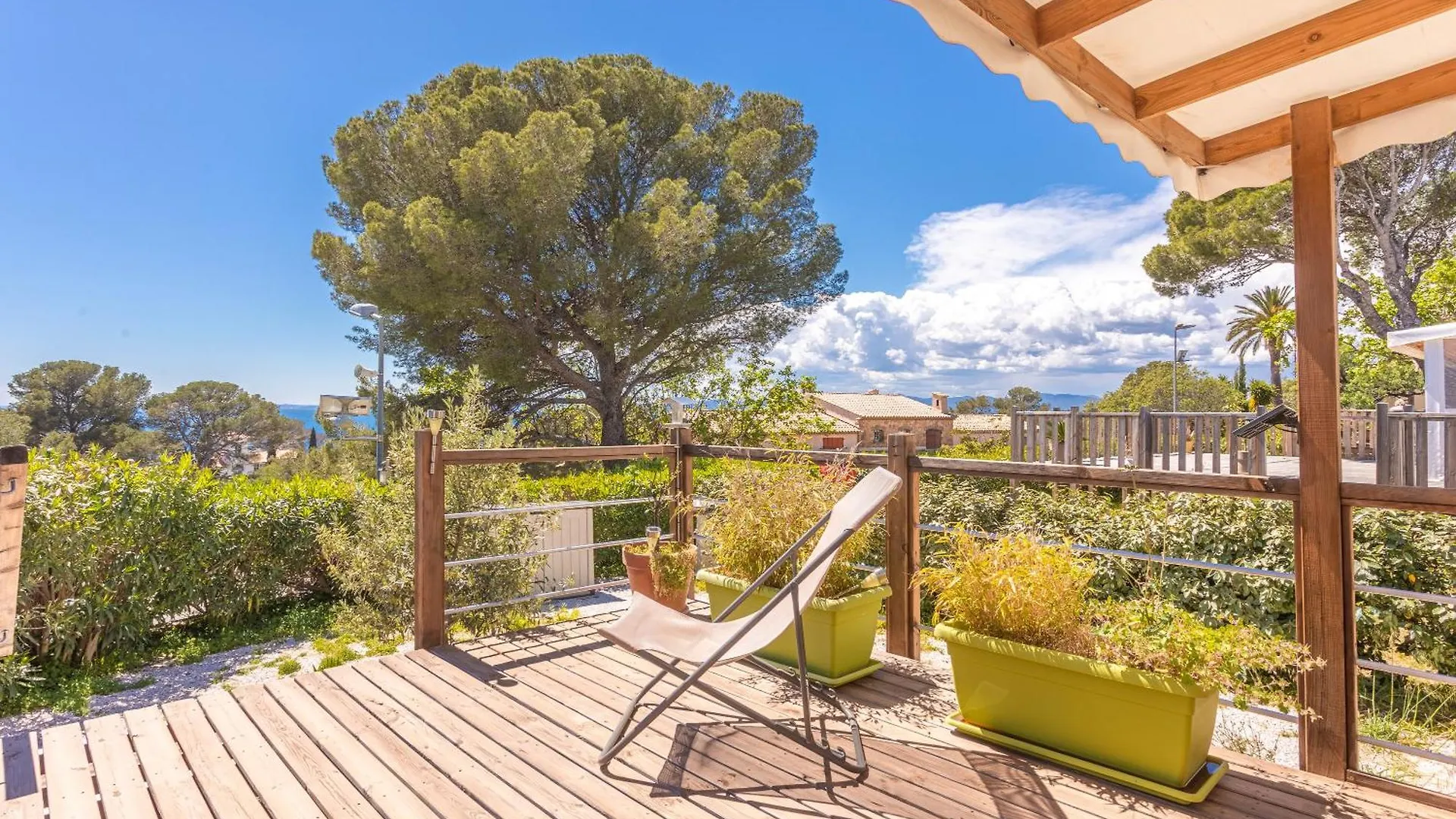 Bungalow V Hugo Vue Mer Terassa Saint-Raphael  0*, Saint-Raphael (Var)